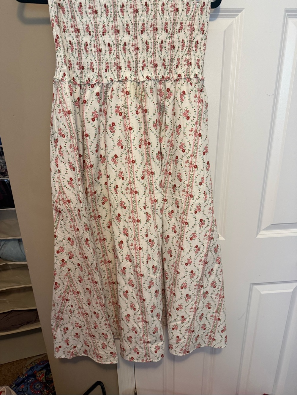 Hill House Delphine Nap Skirt in Pink Vine Floral Smocked Waist